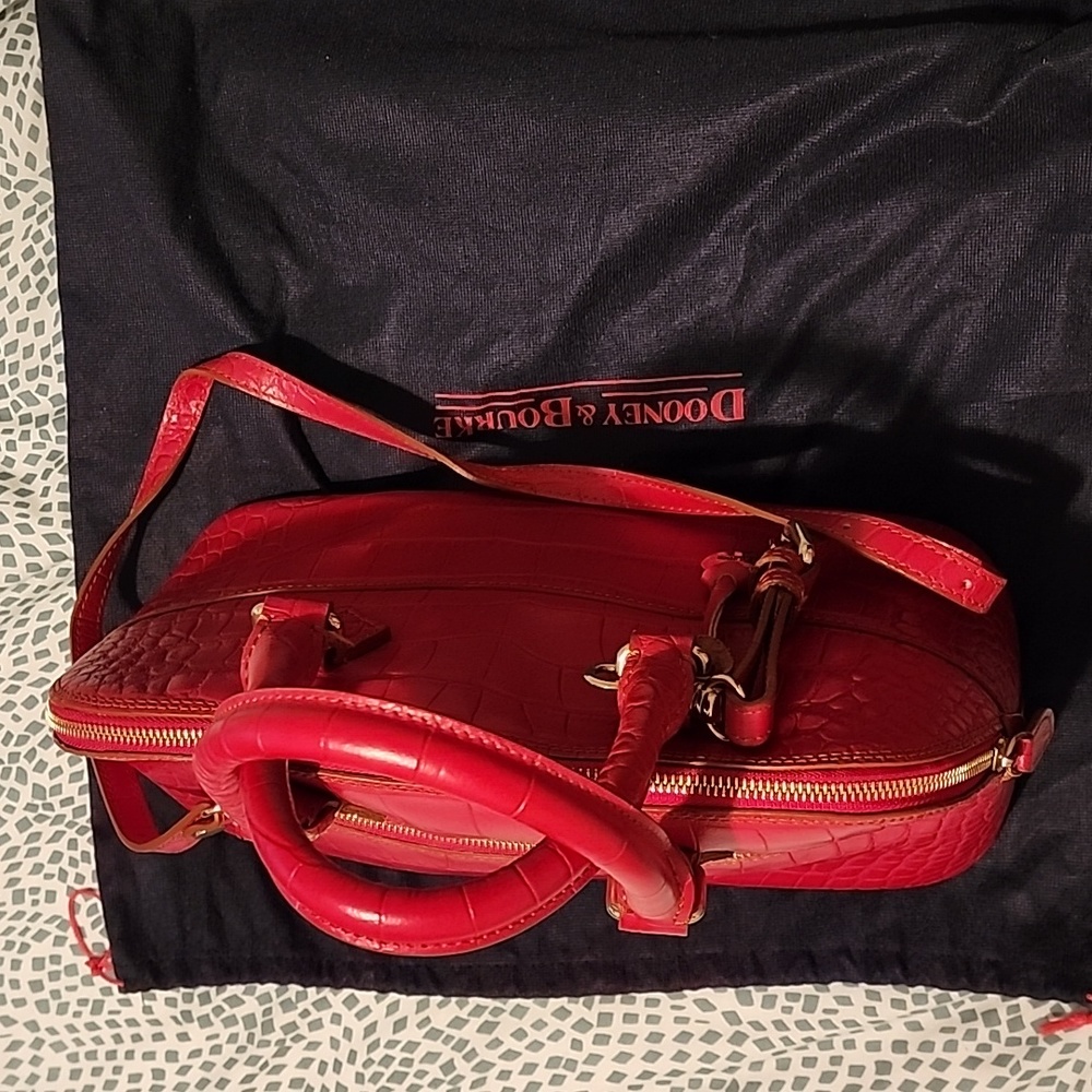 Dooney & Bourke  Domed Zip Zip Satchel - Picture 3 of 13